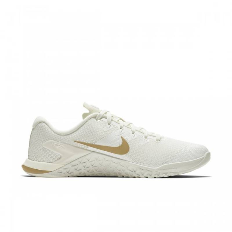 nike metcon champagne