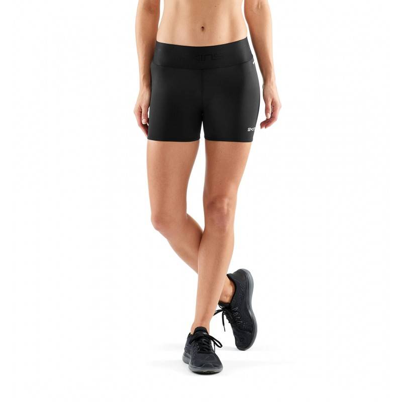 Woman compression Shorts SKINS Primary Black