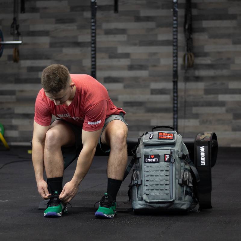 Fitness batoh WORKOUT - 30 l - šedý