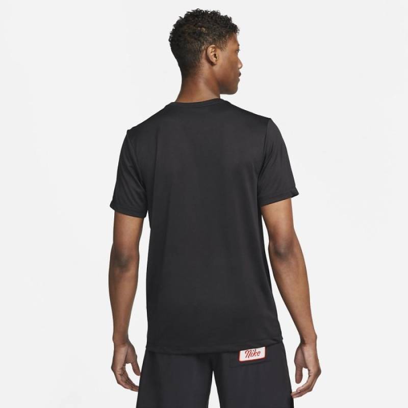 Man T-Shirt Nike Keep Rolling - black