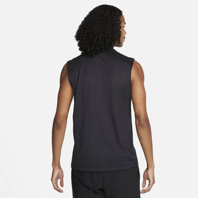 Man Top Nike DRI-FIT LEGEND - black