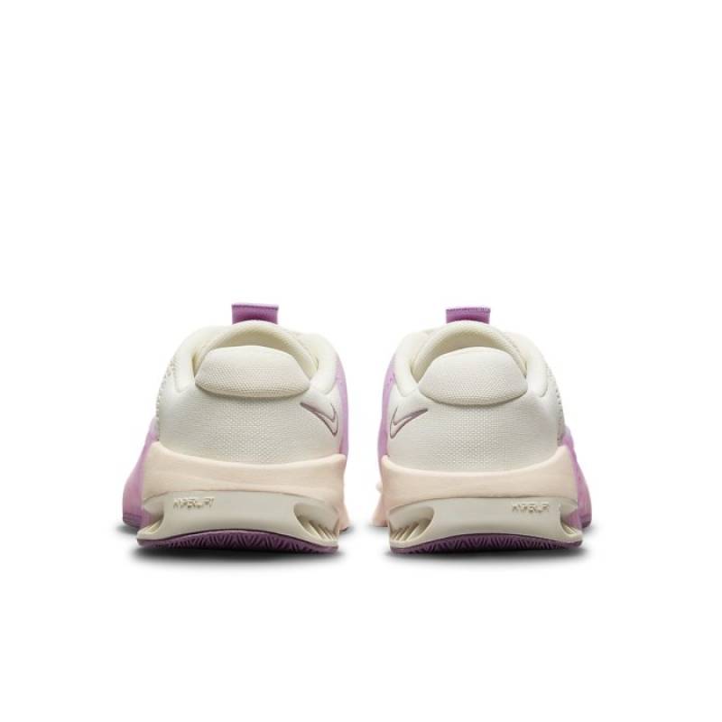 Woman Shoes for CrossFit Nike Metcon 9 - white pink