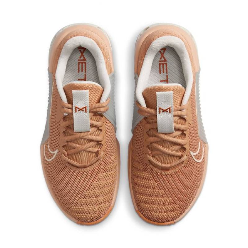 Woman Shoes for CrossFit Nike Metcon 9 - orange