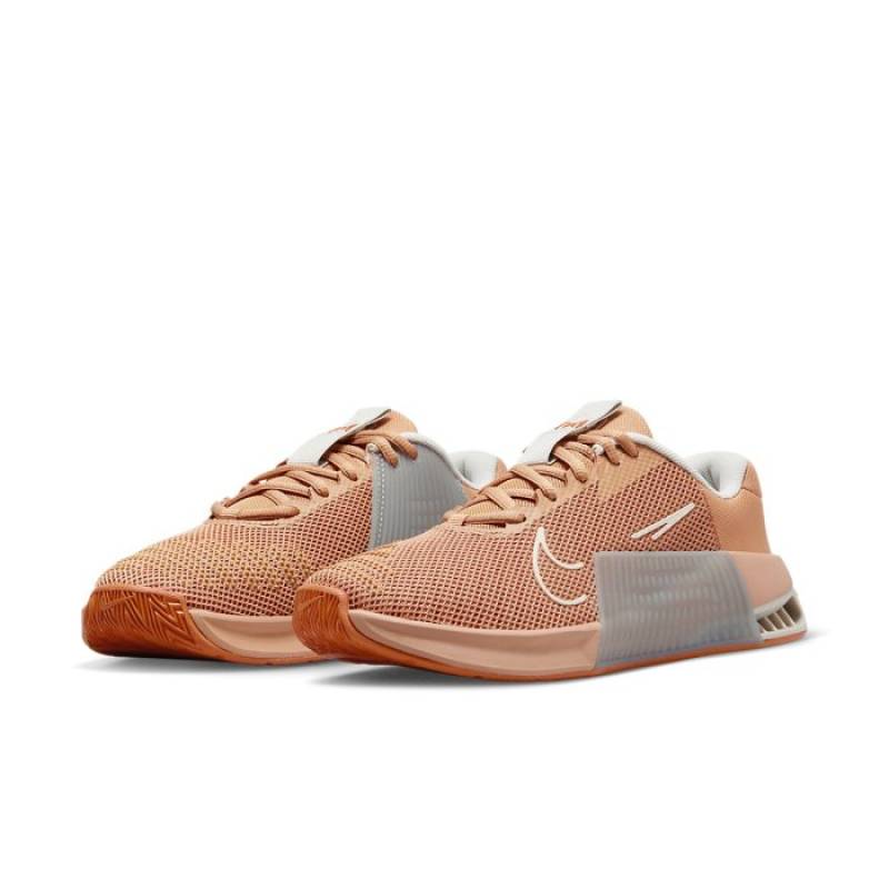 Woman Shoes for CrossFit Nike Metcon 9 - orange