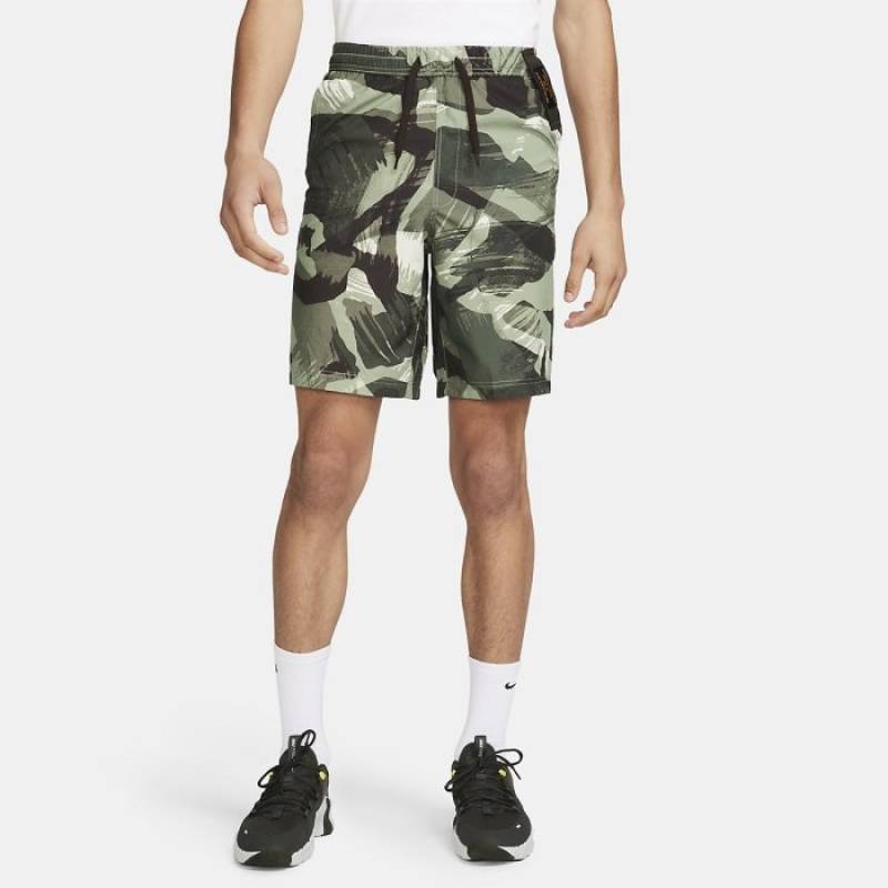 Mens 9 Unlined Versatile Shorts Nike Form - camo