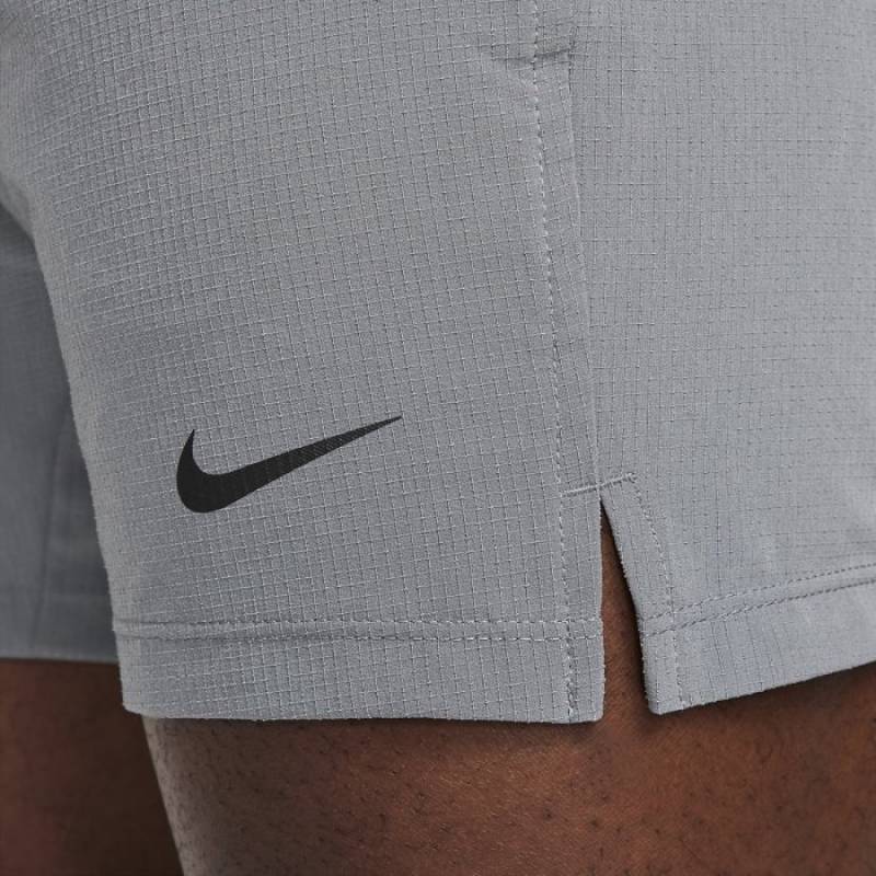 Man Shorts Nike Flex Rep Dri-fit - grey