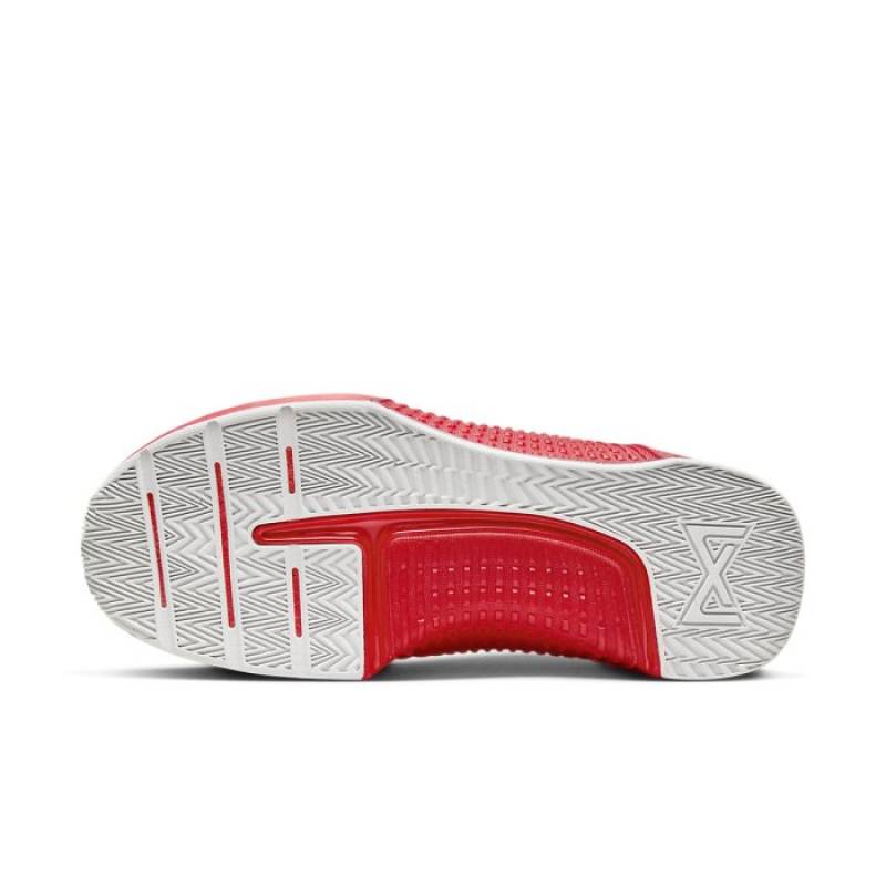 Man Shoes for CrossFit Nike Metcon 9 - red