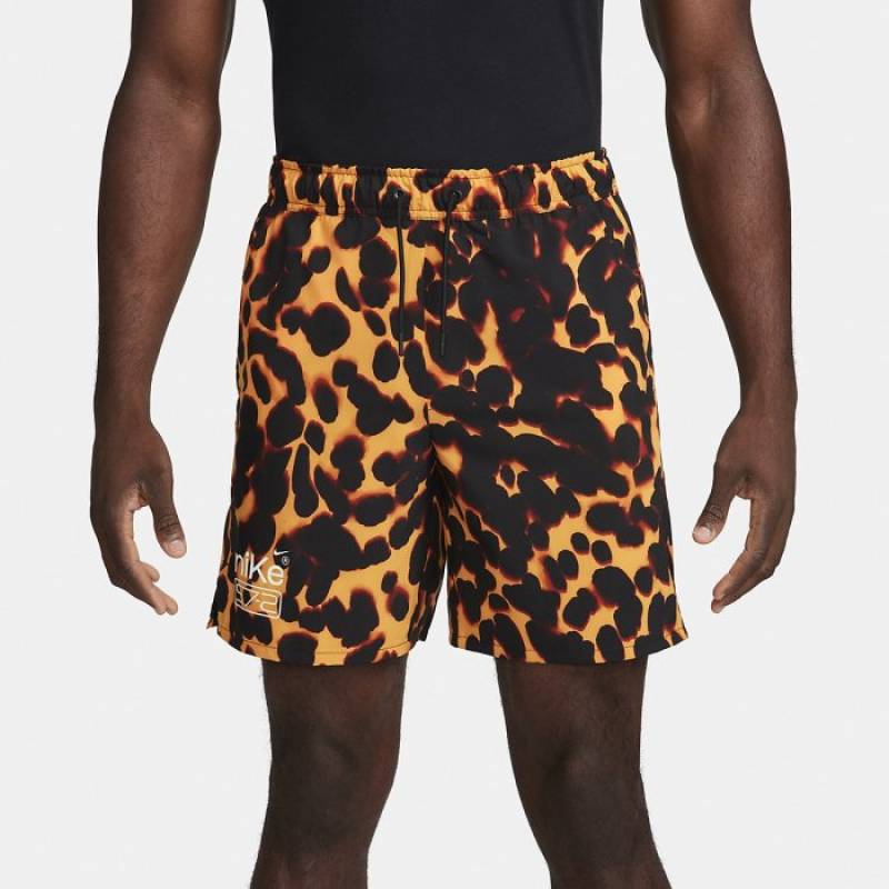 Mens Nike Unlimited Studio 72 Shorts - Tiger