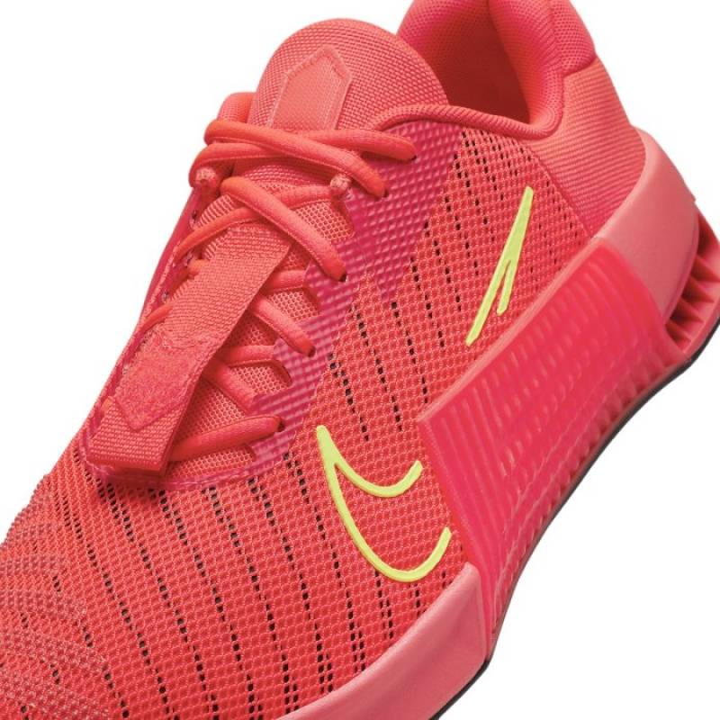 Mens CrossFit Shoes Nike Metcon 9 - Bold Red - Yellow