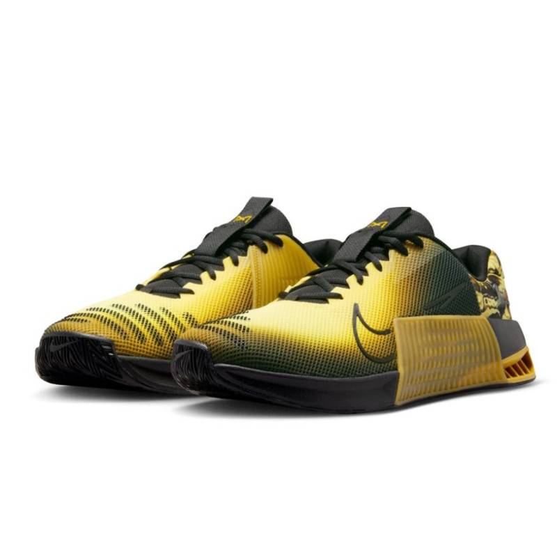 Man Shoes for CrossFit Nike Metcon 9 AMP - gold