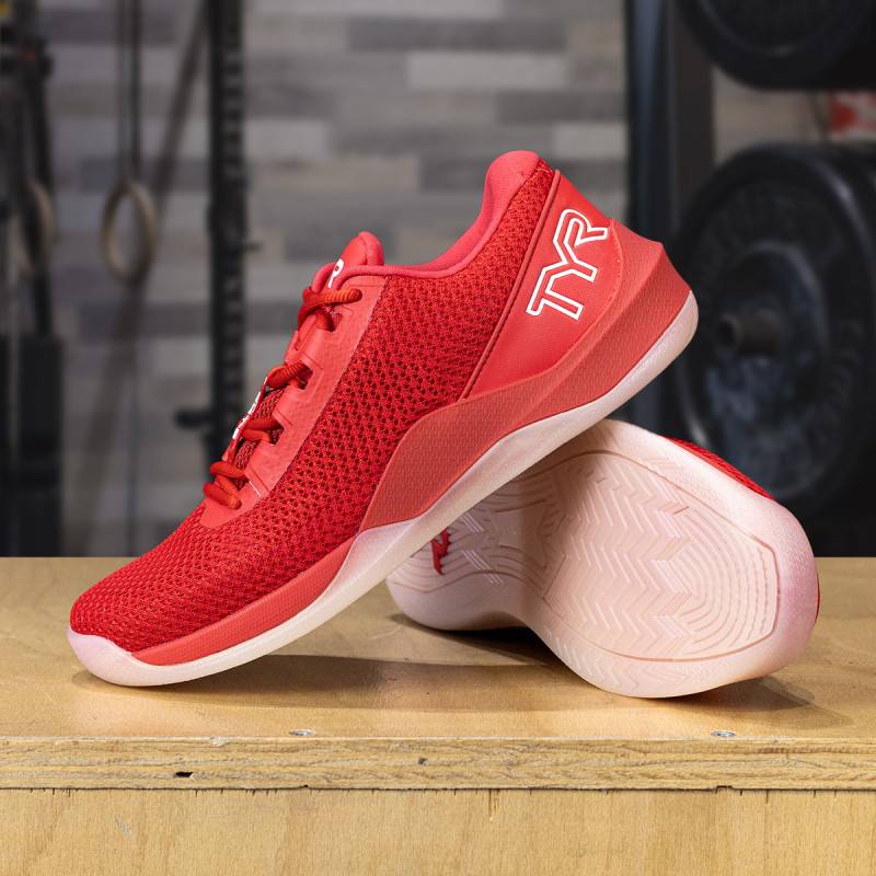 Woman training Shoes for CrossFit TYR CXT-2 - red