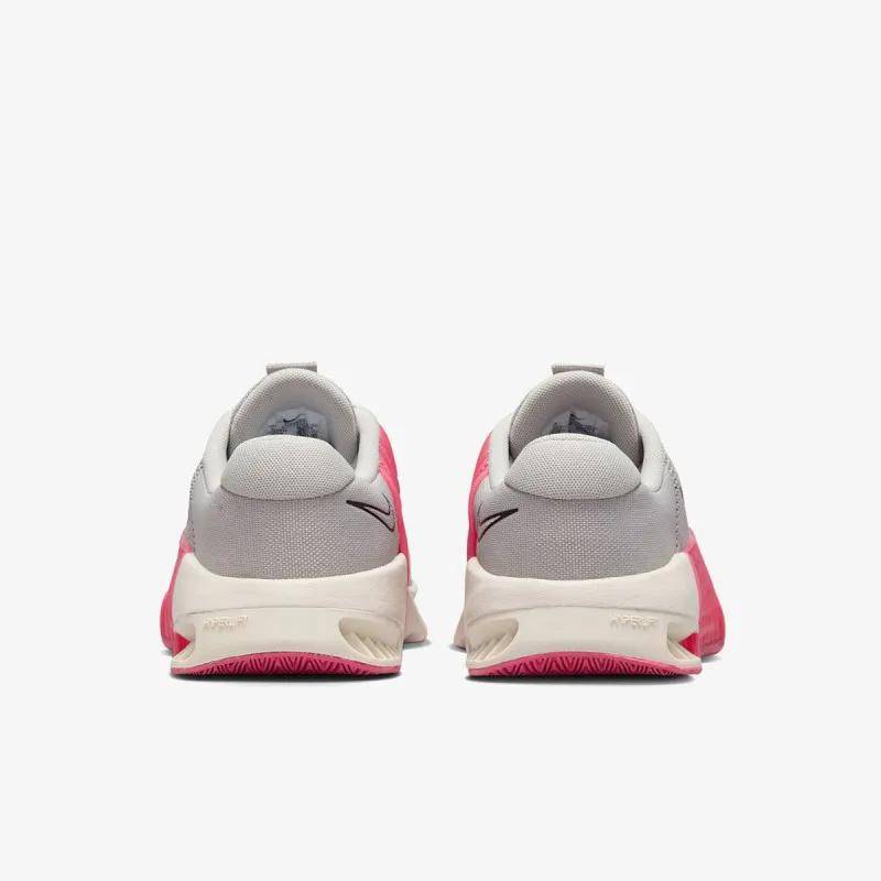 Woman Shoes for CrossFit Nike Metcon 9 - white pink