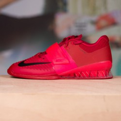 Man Shoes Nike Romaleos 3 - red