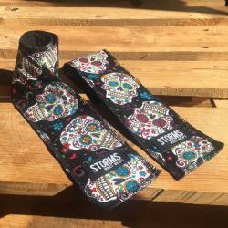 Zpevňovač zápěstí STORMS Wrist Wraps - černé s lebkami