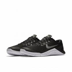 Woman Shoes Nike Metcon 4 - black white