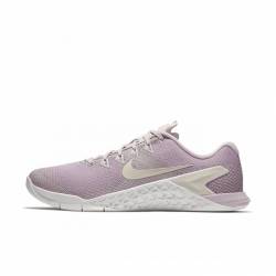 Woman Shoes Metcon 4 - purple