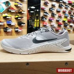 Man Shoes Metcon 4 - grey