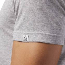 Man T-Shirt Pineapple Weights