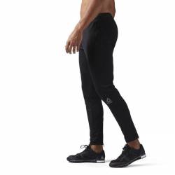 Man SpeedWick Knit Trackster CD5167