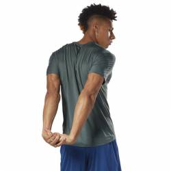 Man T-Shirt AC Graphic Move Tee 2 - DN6089