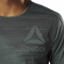 Man T-Shirt AC Graphic Move Tee 2 - DN6089