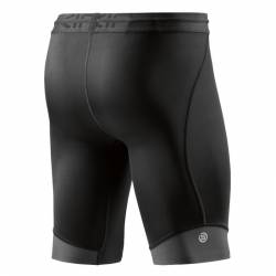 Man compression Shorts Skins DNAmic CORE Mens Long Half Tights Black