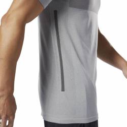 Man T-Shirt Reebok CrossFit MyoKnit Tee - DP4571