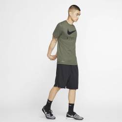 Man T-Shirt Athlete Dri-FIT Swoosh - green/black