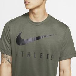 Man T-Shirt Athlete Dri-FIT Swoosh - green/black