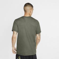 Man T-Shirt Athlete Dri-FIT Swoosh - green/black