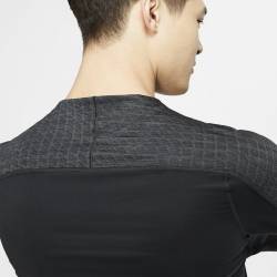 Man training T-Shirt with a long sleeve - black