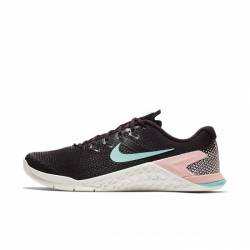 Woman Shoes Metcon 4 - black salmon