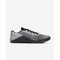 Dámské boty Nike Metcon 5 X stříbrno-šedé