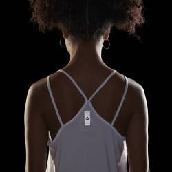 Woman top Les Mills SMARTVENT TANK - FM7159