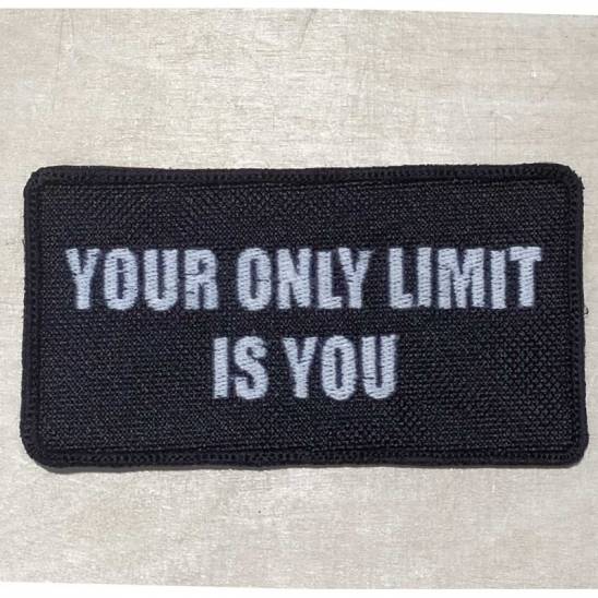 Klettapplikation mit Slogan - 95x50 mm - schwarz/weiss