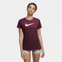 Woman training T-Shirt Nike Dri-FIT berry