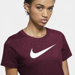 Woman training T-Shirt Nike Dri-FIT berry