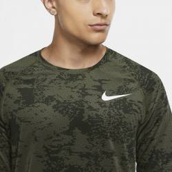 Pánské camo tričko Nike TOP SS SLIM AOP camo green
