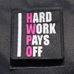 Nášivka Hard work pays off HWPO růžová- velká
