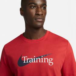 Man T-Shirt Swoosh Training - red