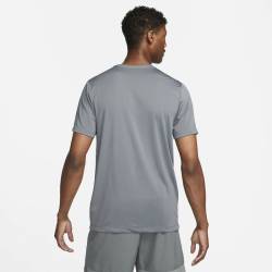 Man T-Shirt Nike DRI-FIT cool grey