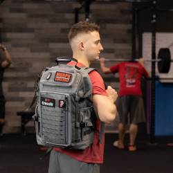 Fitness batoh WORKOUT - 30 l - šedý ČČK