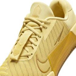 Man Shoes for CrossFit Nike Metcon 9 - gold