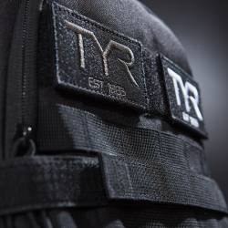 Fitness batoh TYR - černý 25L