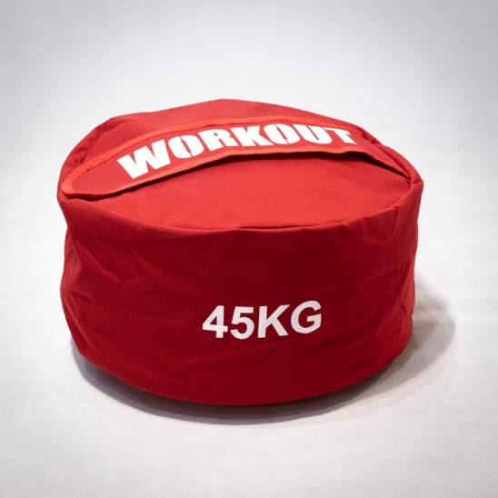 Allenamento con i sacchi di sabbia da 45 kg (100 LB)