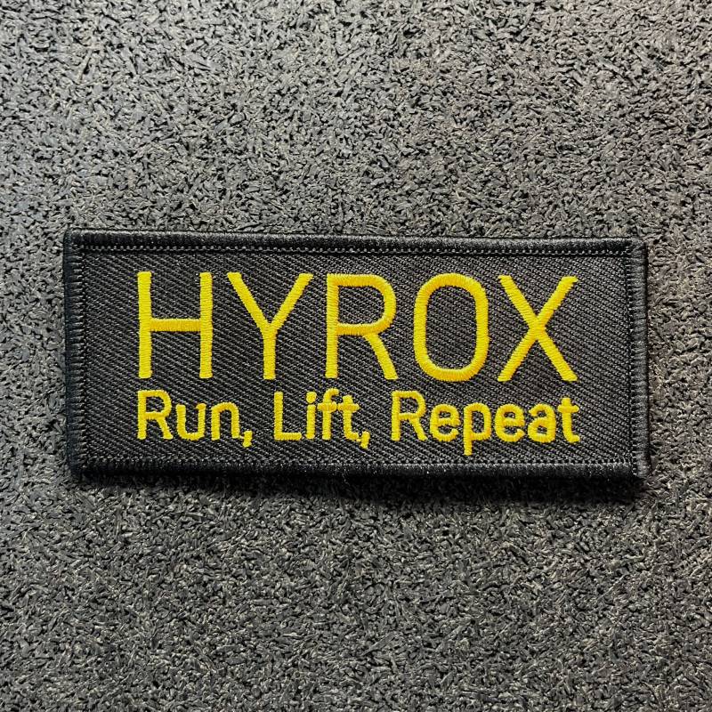 Nášivka HYROX se suchým zipem - Run, Lift, Repeat - žlutý nápis