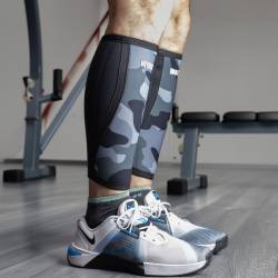 Chrániče / bandáže holení WORKOUT - camo 5 mm (pár)