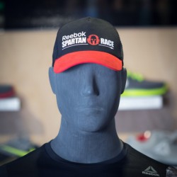 Kšiltovka Spartan Race